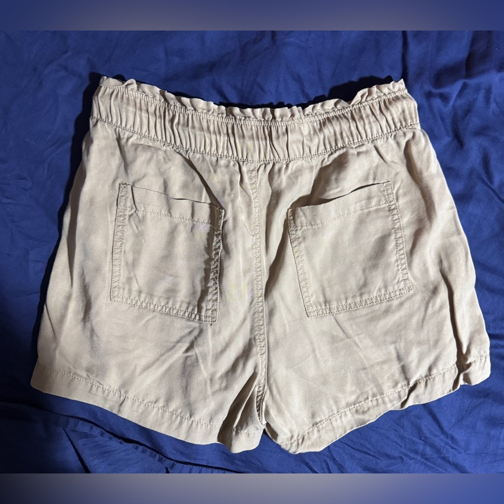 LOFT Emory Shorts - Picture 2 of 4